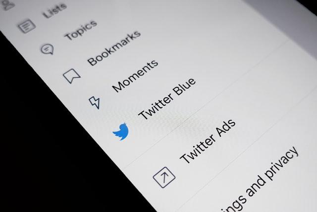 twitter hacks on phone screen